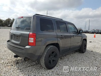 Trzecie zdjęcie samochodu z tyłu: 2014 JEEP PATRIOT SPORT VIN:1C4NJPBA3ED769884 - miniatura