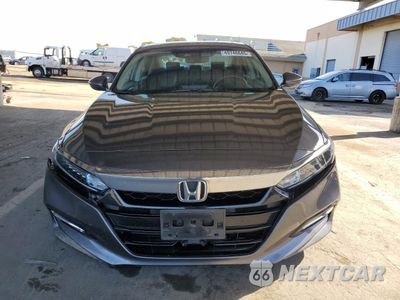 Piąte zdjęcie samochodu w środku: 2019 HONDA ACCORD HYBRID EXL VIN:1HGCV3F53KA002455 - miniatura