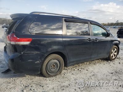 Trzecie zdjęcie samochodu z tyłu: 2011 TOYOTA SIENNA LE VIN:5TDKK3DC0BS147119 - miniatura