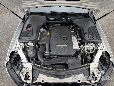 Zdjęcie 9 z 10 samochodu: 2017 MERCEDES BENZ E300 4MATI VIN:WDDZF5KB1HA140260 - miniatura