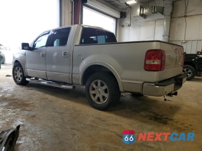 Drugie zdjęcie samochodu z przodu: 2006 LINCOLN MARK LT VIN:5LTPW16536FJ05009 - miniatura