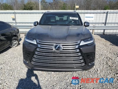 Piąte zdjęcie samochodu w środku: 2023 LEXUS LX 600 BASE VIN:JTJGB7CXXP4033520 - miniatura