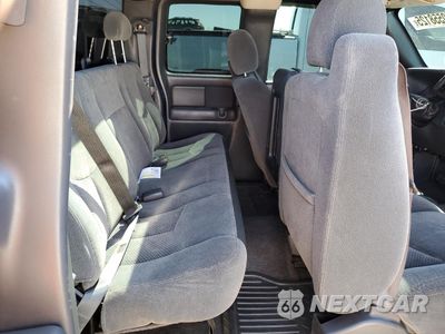 Zdjęcie 11 z 14 samochodu: 2004 CHEVROLET SILVERADO C1500 VIN:2GCEC19T541269511 - miniatura