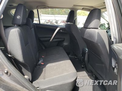 Zdjęcie 11 z 16 samochodu: 2017 TOYOTA RAV4 XLE VIN:JTMWFREV5HJ707554 - miniatura