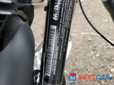 Zdjęcie 9 z 10 samochodu: 2017 HARLEY-DAVIDSON FXDB DYNA STREET BOB VIN:1HD1GXM10HC320049 - miniatura
