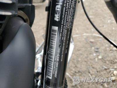 Zdjęcie 9 z 10 samochodu: 2017 HARLEY-DAVIDSON FXDB DYNA STREET BOB VIN:1HD1GXM10HC320049 - miniatura