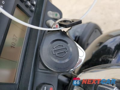 Zdjęcie 8 z 9 samochodu: 2012 HARLEY-DAVIDSON FLHTK ELECTRA GLIDE ULTRA LIMITED VIN:1HD1KEM16CB650375 - miniatura