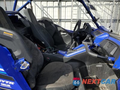 Piąte zdjęcie samochodu w środku: 2021 YAMAHA YXZ1000 VIN:5Y4AN35Y8MA100571 - miniatura