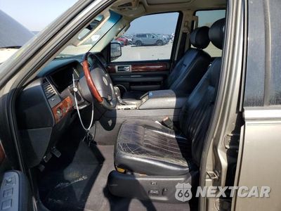 Zdjęcie 7 z 13 samochodu: 2003 LINCOLN NAVIGATOR VIN:5LMFU28R53LJ28744 - miniatura