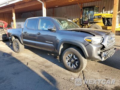 Czwarte zdjęcie samochodu z boku: 2017 TOYOTA TACOMA DOUBLE CAB VIN:3TMCZ5AN4HM052833 - miniatura