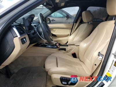 Zdjęcie 7 z 12 samochodu: 2016 BMW 328 XI SULEV VIN:WBA8E3G55GNT80308 - miniatura
