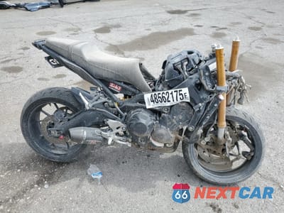 2015 YAMAHA FZ09 JYARN33E9FA007058 - główne zdjęcie licytacji z USA - miniatura