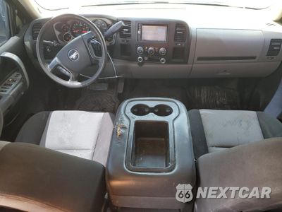 Zdjęcie 8 z 12 samochodu: 2009 GMC SIERRA C1500 VIN:3GTEC13C69G103909 - miniatura