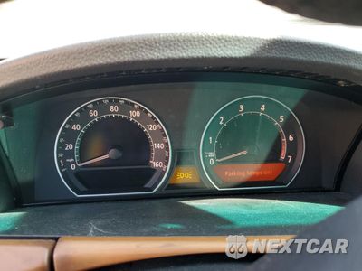 Zdjęcie 9 z 14 samochodu: 2006 BMW 750 LI VIN:WBAHN83576DT29416 - miniatura