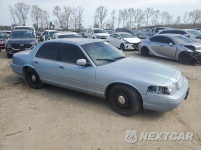 Czwarte zdjęcie samochodu z boku: 1998 FORD CROWN VICTORIA VIN:2FAFP73W3XX237078 - miniatura