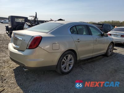 Trzecie zdjęcie samochodu z tyłu: 2011 LINCOLN MKS VIN:1LNHL9DR8BG614534 - miniatura