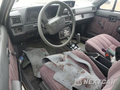 Zdjęcie 8 z 14 samochodu: 1987 TOYOTA 4RUNNER RN60 VIN:JT4RN62S8H0184738 - miniatura