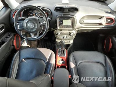 Zdjęcie 8 z 12 samochodu: 2018 JEEP RENEGADE TRAILHAWK VIN:ZACCJBCB3JPH81370 - miniatura