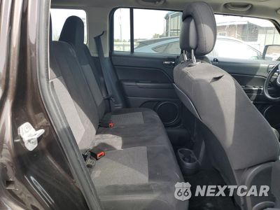 Zdjęcie 11 z 13 samochodu: 2014 JEEP PATRIOT LATITUDE VIN:1C4NJRFBXED644833 - miniatura