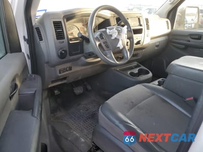 Zdjęcie 8 z 15 samochodu: 2018 NISSAN NV 2500 S VIN:1N6AF0LY9JN805386 - miniatura