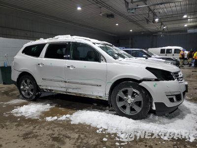 Czwarte zdjęcie samochodu z boku: 2017 CHEVROLET TRAVERSE LT VIN:1GNKVHKDXHJ248505 - miniatura