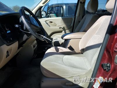 Zdjęcie 7 z 13 samochodu: 2003 MAZDA TRIBUTE LX VIN:4F2CZ94133KM29412 - miniatura