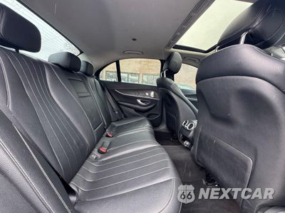 Zdjęcie 6 z 10 samochodu: 2017 MERCEDES BENZ E300 4MATI VIN:WDDZF5KB1HA140260 - miniatura