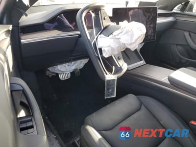 Zdjęcie 8 z 12 samochodu: 2024 TESLA MODEL S VIN:5YJSA1E54RF545729 - miniatura