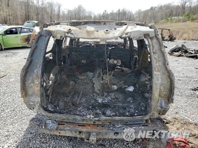 Zdjęcie 6 z 13 samochodu: 2019 CHEVROLET SUBURBAN C1500 LT VIN:1GNSCHKC1KR113239 - miniatura