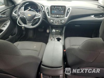 Zdjęcie 8 z 14 samochodu: 2017 CHEVROLET MALIBU LT VIN:1G1ZE5STXHF177945 - miniatura
