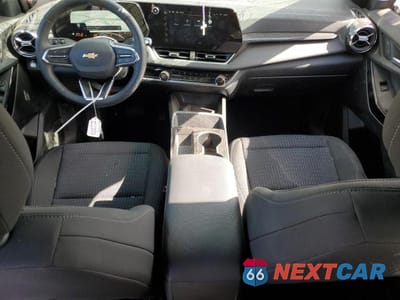 Zdjęcie 8 z 12 samochodu: 2025 CHEVROLET EQUINOX LT VIN:3GNAXHEG3SL238362 - miniatura