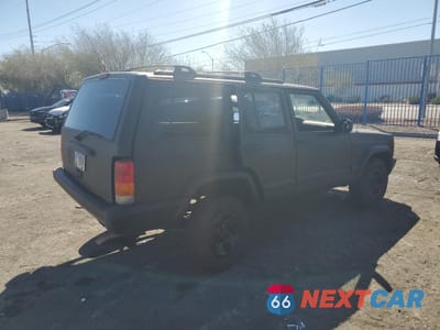Trzecie zdjęcie samochodu z tyłu: 2001 JEEP CHEROKEE SPORT VIN:1J4FF48S71L523919 - miniatura