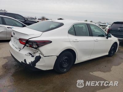 Trzecie zdjęcie samochodu z tyłu: 2024 TOYOTA CAMRY LE VIN:4T1C31AKXRU625775 - miniatura