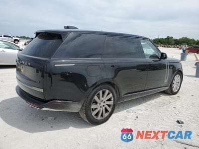 Trzecie zdjęcie samochodu z tyłu: 2024 LAND ROVER RANGE ROVER SE VIN:SALKPBFU8RA205673 - miniatura