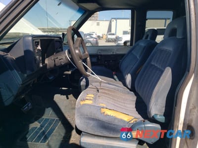 Zdjęcie 7 z 14 samochodu: 1994 GMC SIERRA C1500 VIN:2GTEC19K8R1502781 - miniatura