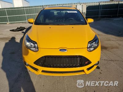 Piąte zdjęcie samochodu w środku: 2014 FORD FOCUS ST VIN:1FADP3L98EL130760 - miniatura