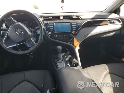 Zdjęcie 8 z 12 samochodu: 2018 TOYOTA CAMRY L VIN:4T1B11HK2JU125007 - miniatura