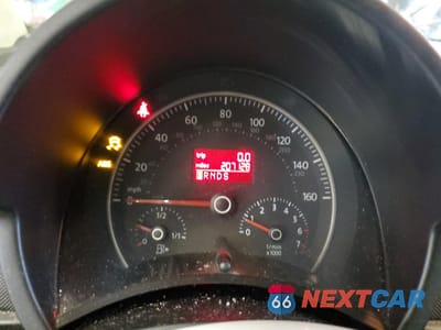 Zdjęcie 9 z 12 samochodu: 2007 VOLKSWAGEN NEW BEETLE 2.5L OPTION PACKAGE 1 VIN:3VWRG31CX7M519560 - miniatura