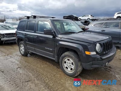 Czwarte zdjęcie samochodu z boku: 2016 JEEP PATRIOT SPORT VIN:1C4NJRBB9GD595049 - miniatura