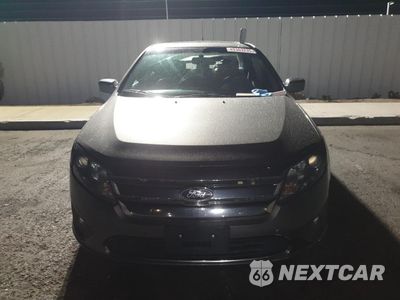 Piąte zdjęcie samochodu w środku: 2010 FORD FUSION SE VIN:3FAHP0HA2AR283357 - miniatura