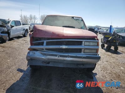 Piąte zdjęcie samochodu w środku: 1994 CHEVROLET SUBURBAN K1500 VIN:1GNFK16K6RJ324152 - miniatura