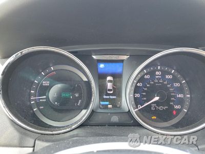 Zdjęcie 9 z 14 samochodu: 2012 HYUNDAI SONATA HYBRID VIN:KMHEC4A48CA045204 - miniatura