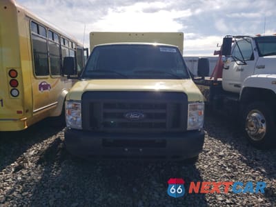 Piąte zdjęcie samochodu w środku: 2019 FORD ECONOLINE E450 SUPER DUTY CUTAWAY VAN VIN:1FDXE4FS6KDC22534 - miniatura