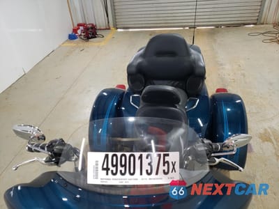 Piąte zdjęcie samochodu w środku: 2020 HARLEY-DAVIDSON FLHTCUTG VIN:1HD1MAF12LB856793 - miniatura