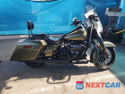 2017 HARLEY-DAVIDSON FLHRXS 1HD1KVC61HB671428 - główne zdjęcie licytacji z USA - miniatura