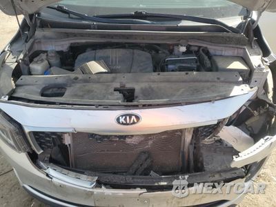 Zdjęcie 13 z 15 samochodu: 2017 KIA SEDONA LX VIN:KNDMB5C11H6243645 - miniatura