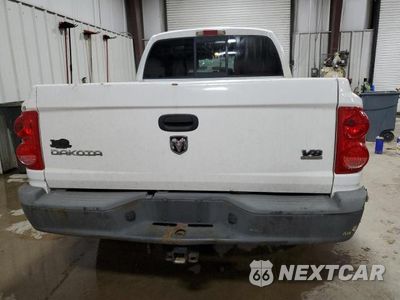 Zdjęcie 6 z 13 samochodu: 2005 DODGE DAKOTA QUAD VIN:1D7HE28N25S213002 - miniatura