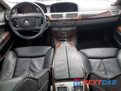 Zdjęcie 8 z 12 samochodu: 2006 BMW 760 LI VIN:WBAHN03556DD98321 - miniatura