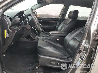 Zdjęcie 7 z 13 samochodu: 2012 KIA SORENTO EX VIN:5XYKUDA68CG301170 - miniatura