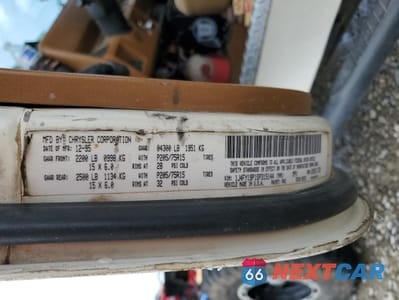 Zdjęcie 13 z 13 samochodu: 1995 JEEP WRANGLER / YJ S VIN:1J4FY19P1SP315144 - miniatura